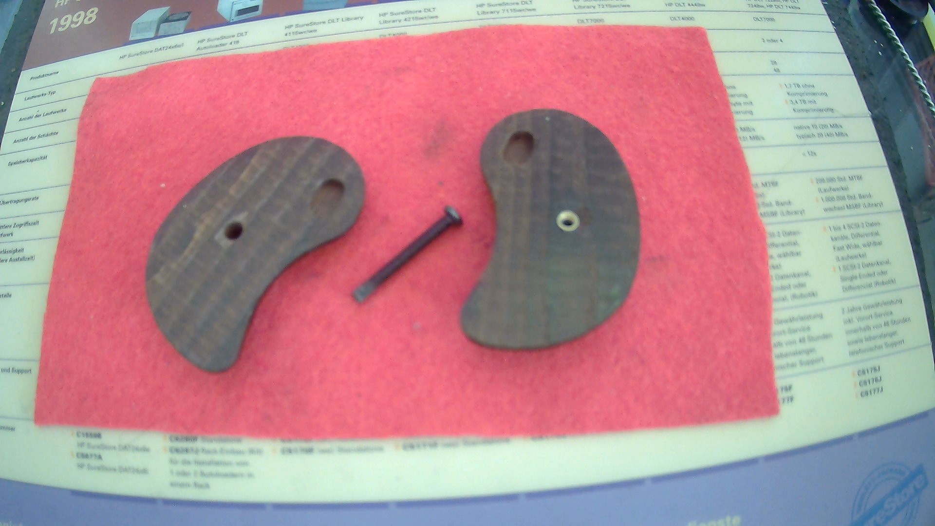 Noris Derringer Twinny und Twi-Nine,Holzgriff-Schalen – Bild 2