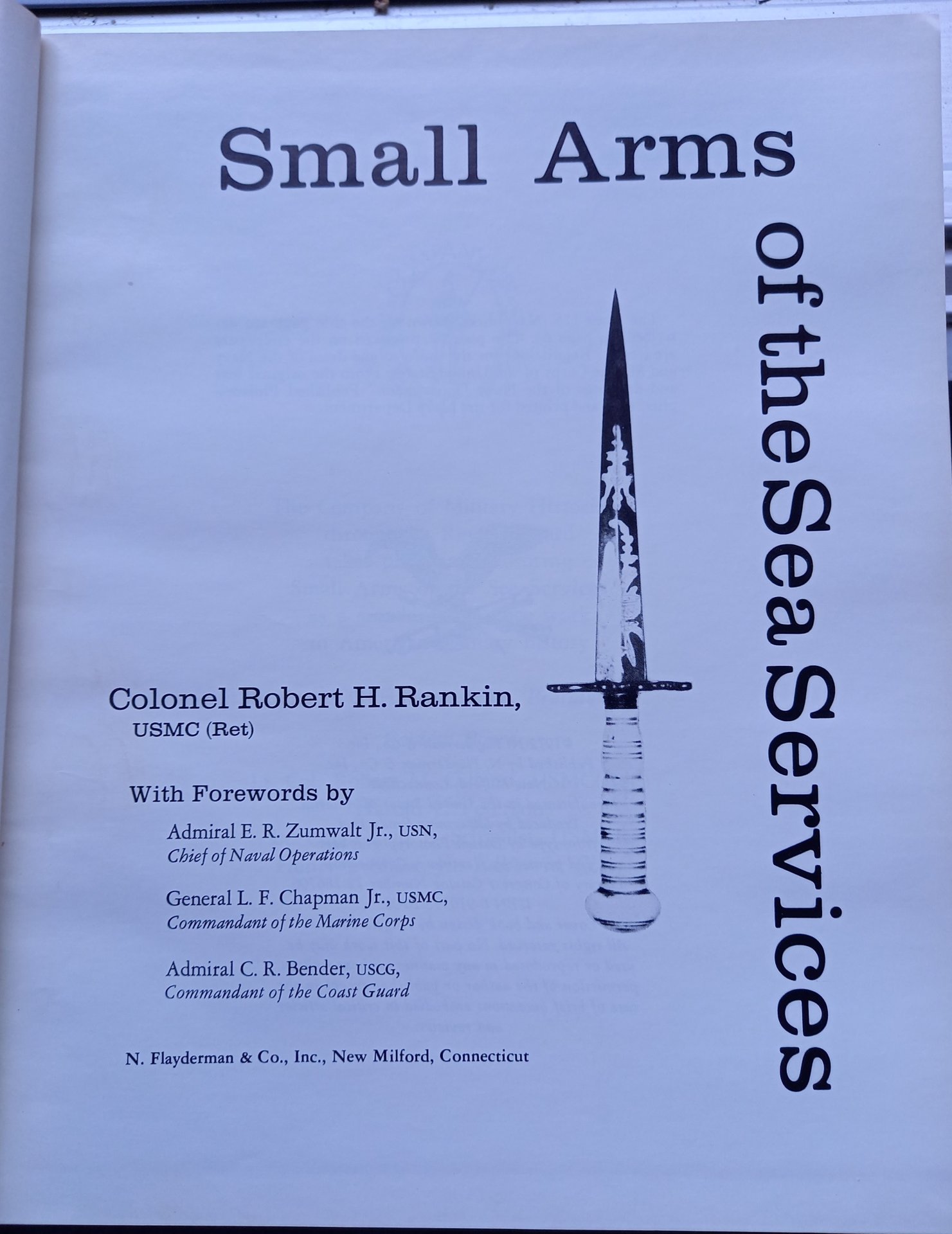 SMALL ARMS OF THE SEA SERVICES – Bild 1