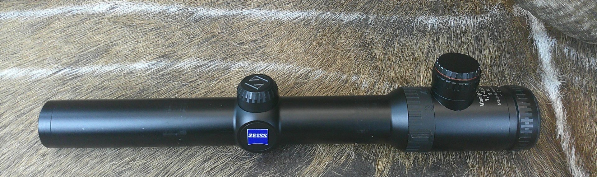 Gebrauchtware Zielfernrohr ZeissVaripoint V 1,1-4x24 T* Leuchtpunkt WAFFEN FLÜHR ANSBACH – Bild 1