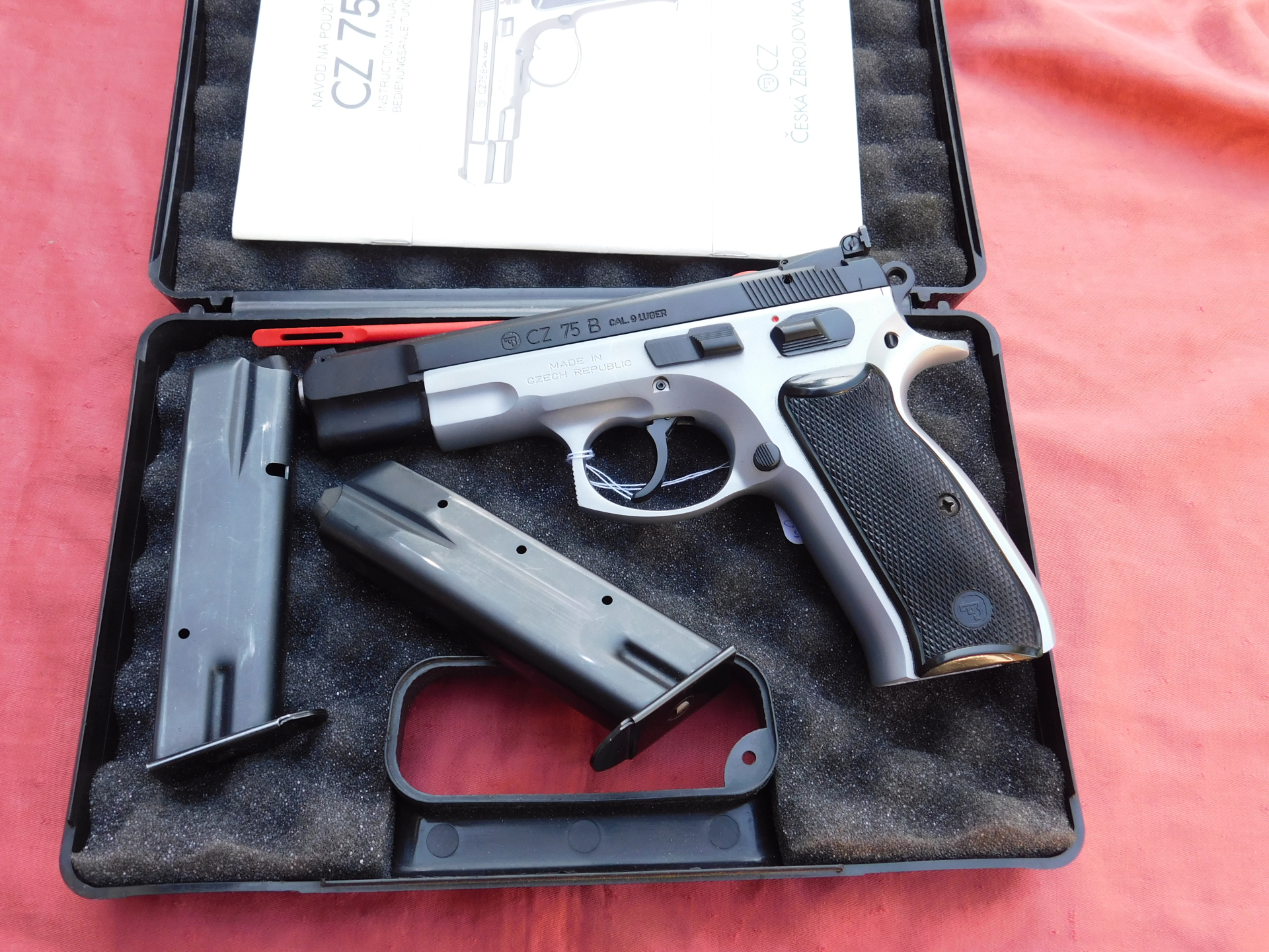 CZ 75 Pistole Doutone Stainless Griffstück Kal. 9 mm Luger mit Reservemagazin und Koffer, neuwert. – Bild 1