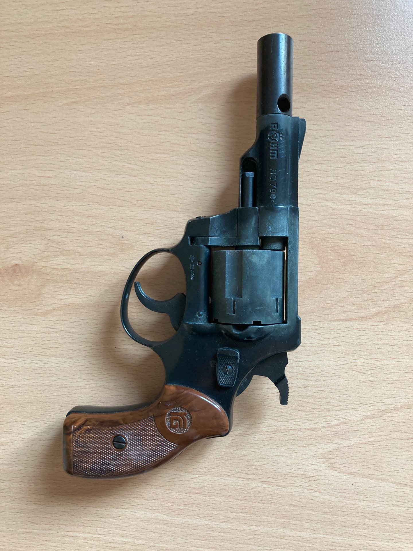 Röhm RG 79 Gasrevolver – Bild 1