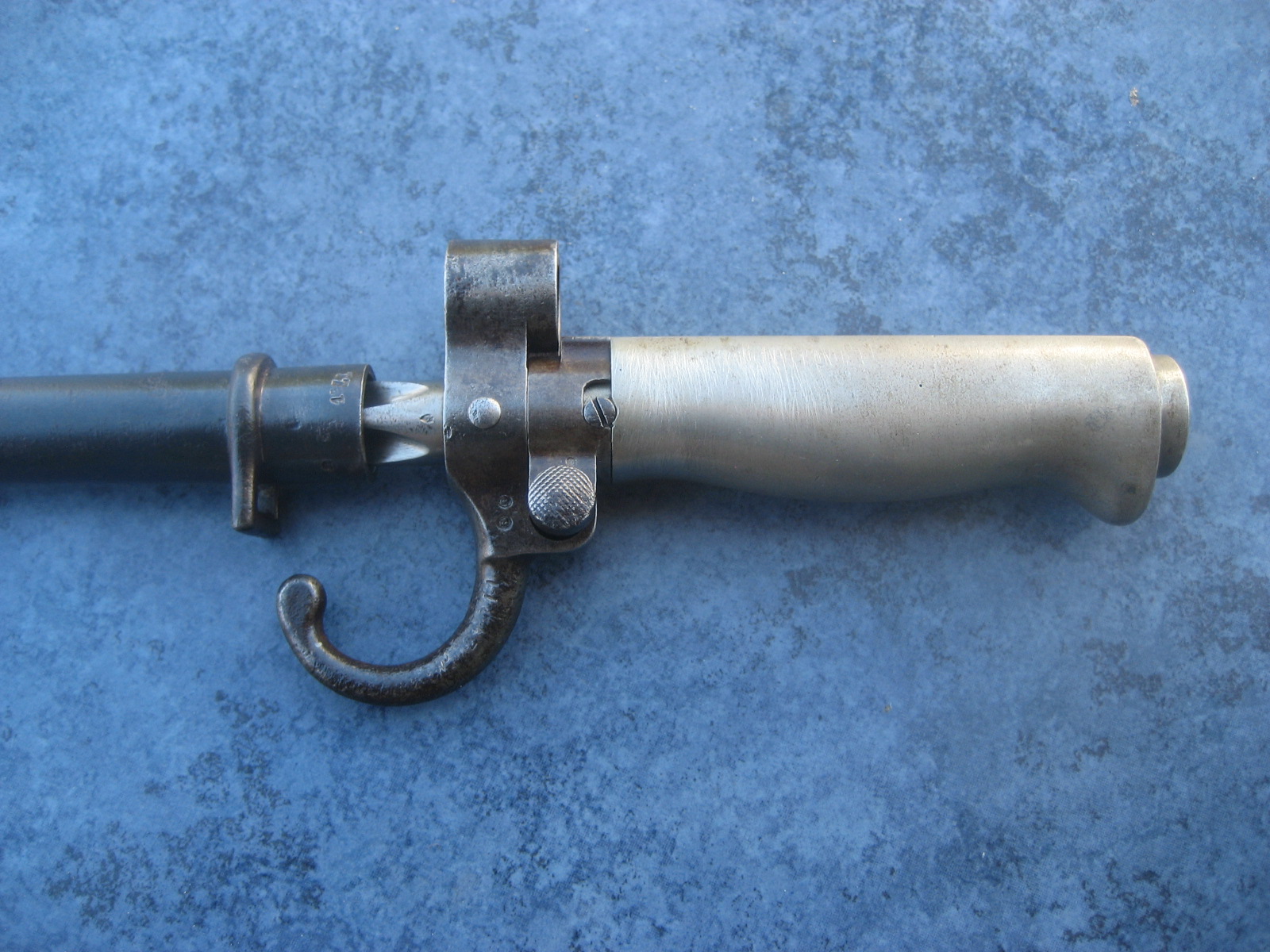Franz. Bajonett Lebel M 1886, sehr schöner Zustand – Bild 3