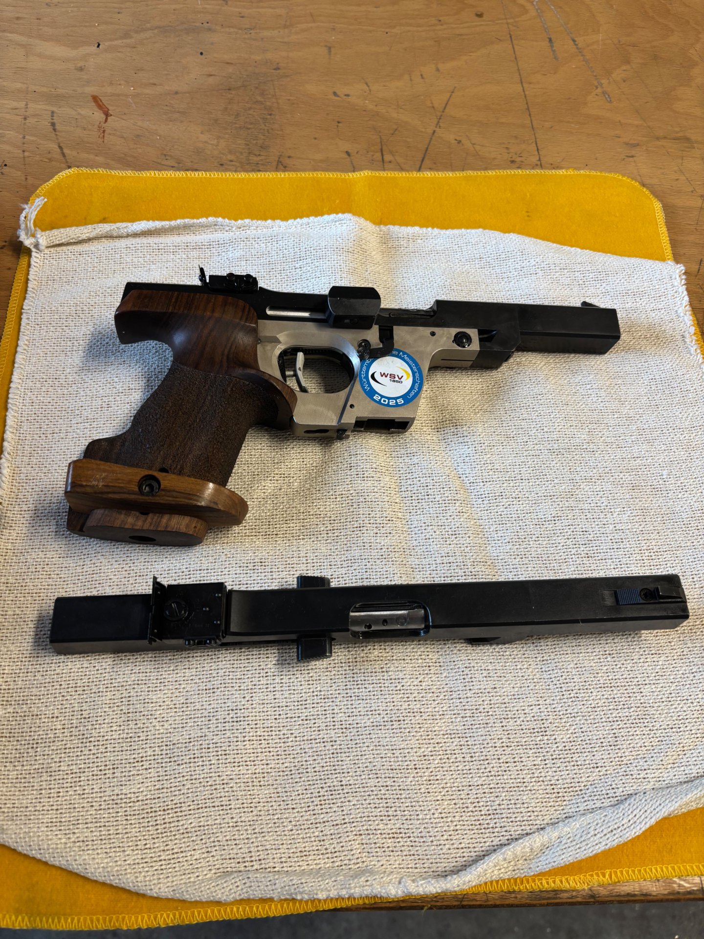 Sortpistole Kal. 32 mit Wechselsystem Kal. 22 LR – Bild 2