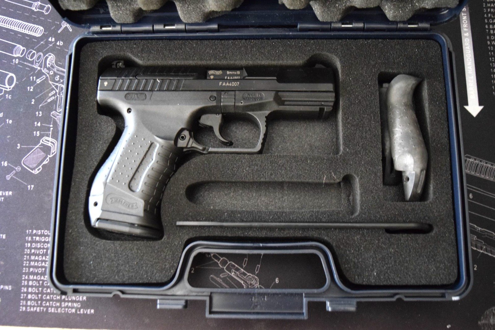Walther P 99 QA – Bild 1