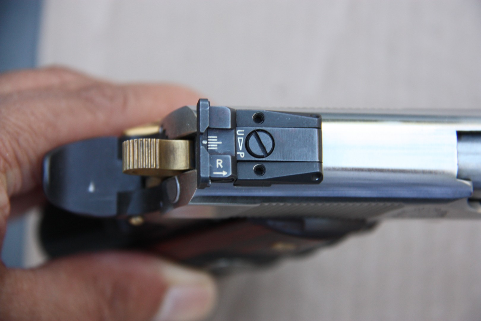Colt 1911 Springfield Armory Custom duo tone Les Baer Lauf .45 ACP – Bild 3