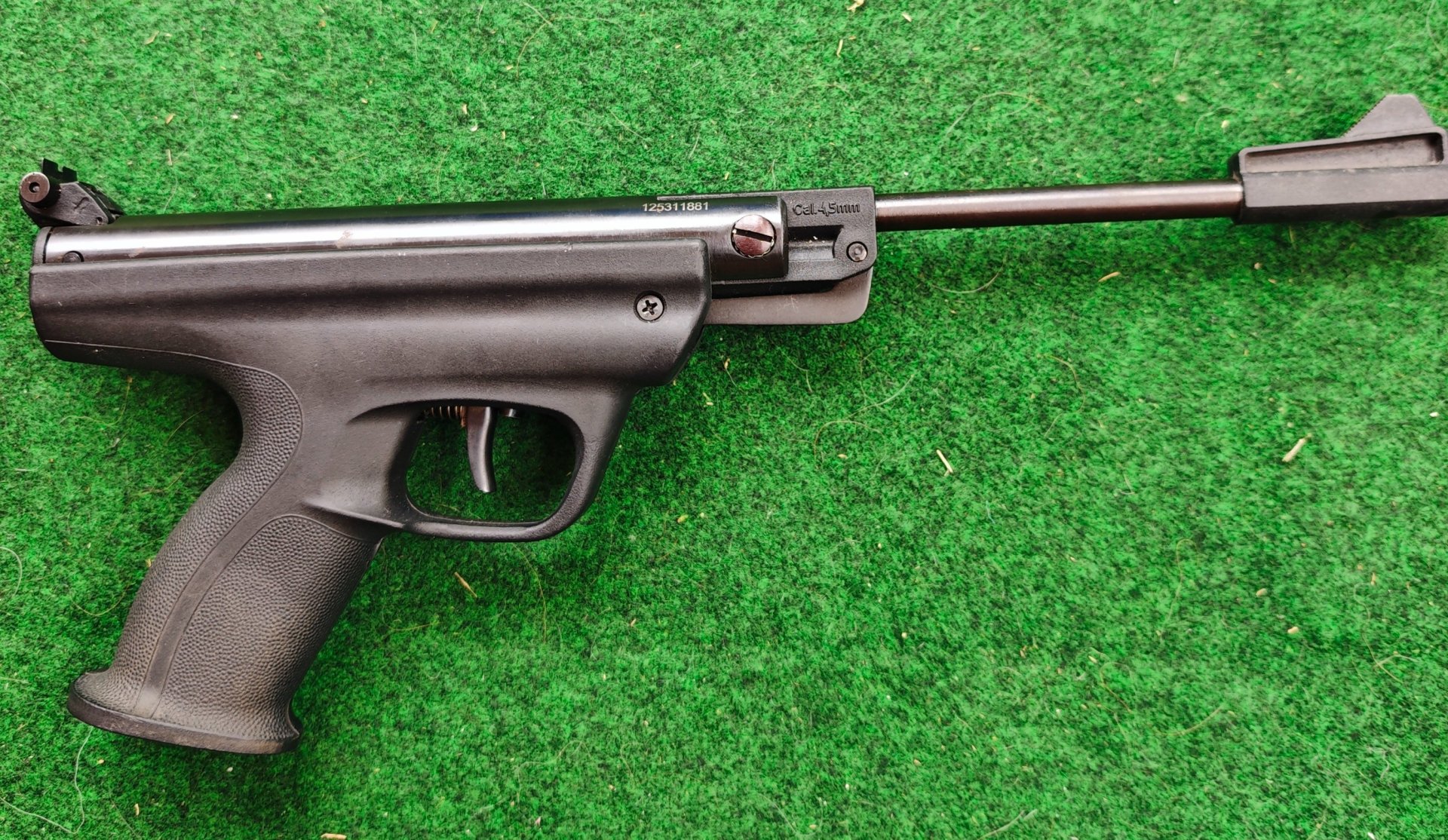 Baikal MP-53M Luftpistole. – Bild 1