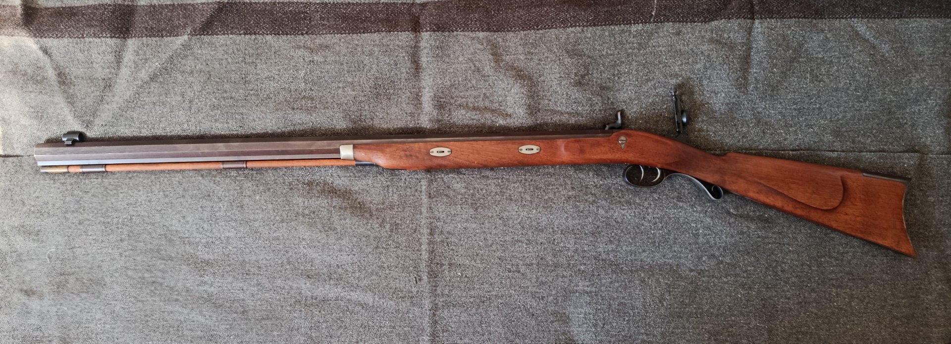 Hege-Uberti Hawken cal.54 "Santa Fe" Perkussion Diopter – Bild 2