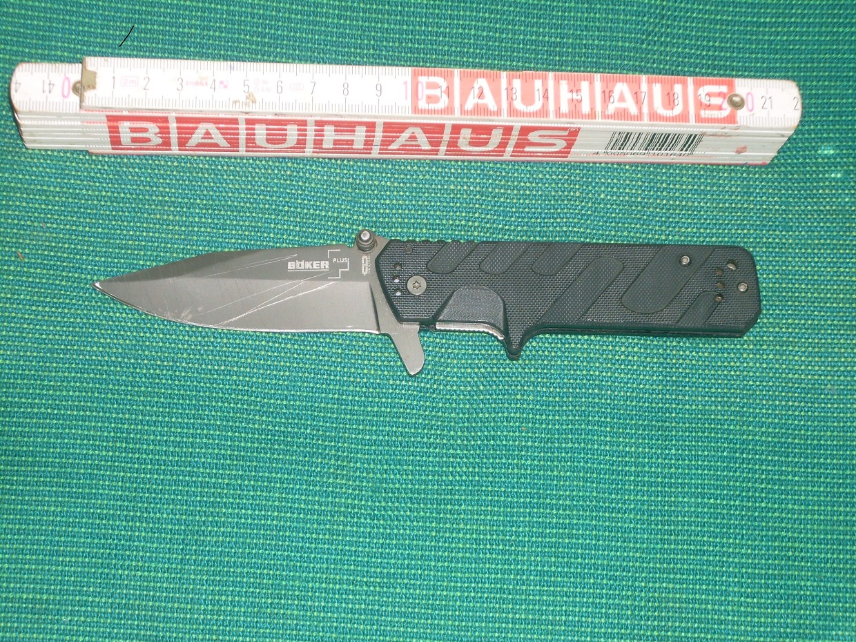 Taktisches Einhandmesser Böker Plus – Bild 2