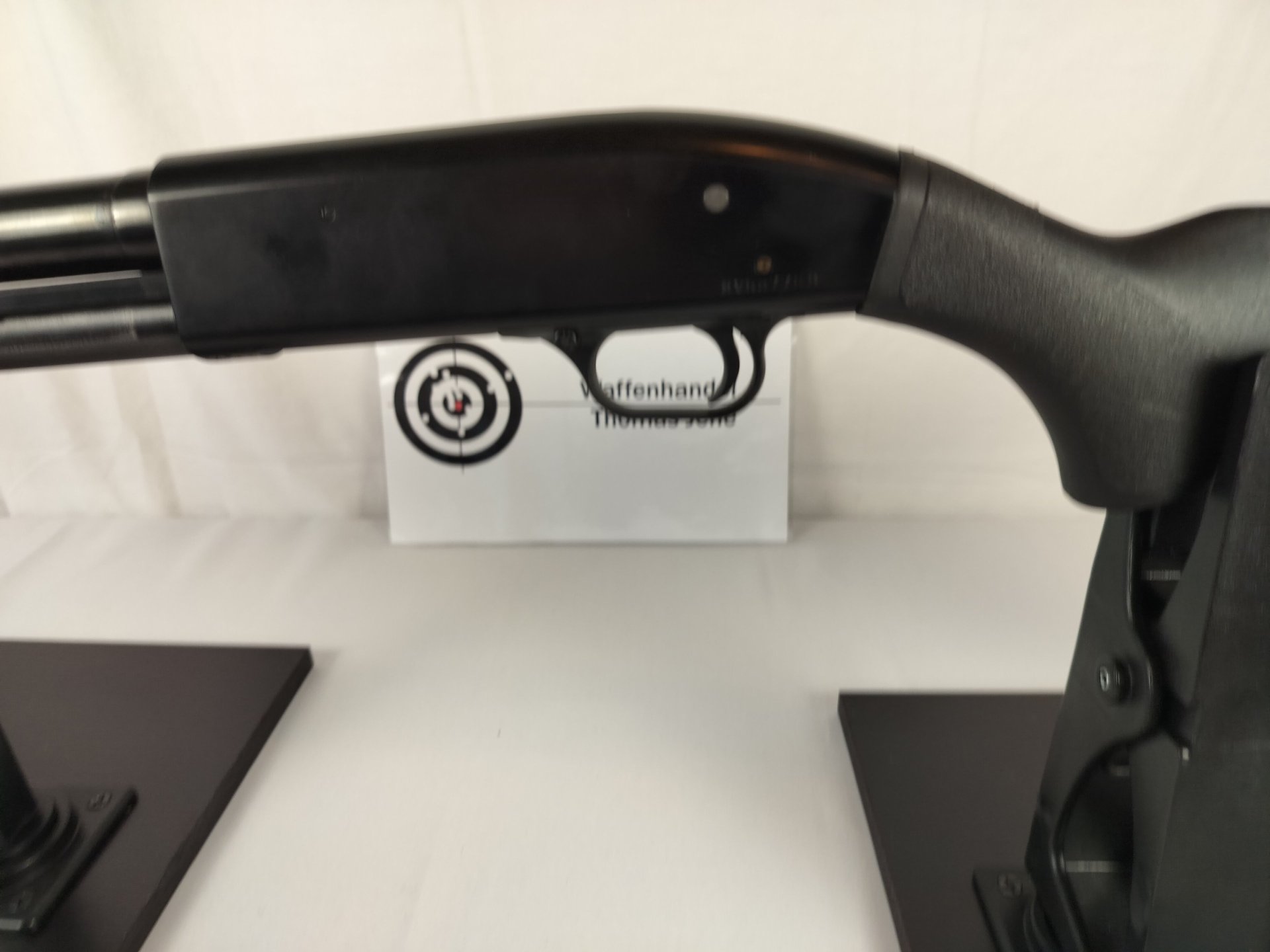 Vorderschaftsrepetierflinte Mossberg Kal. 12/76 – Bild 2