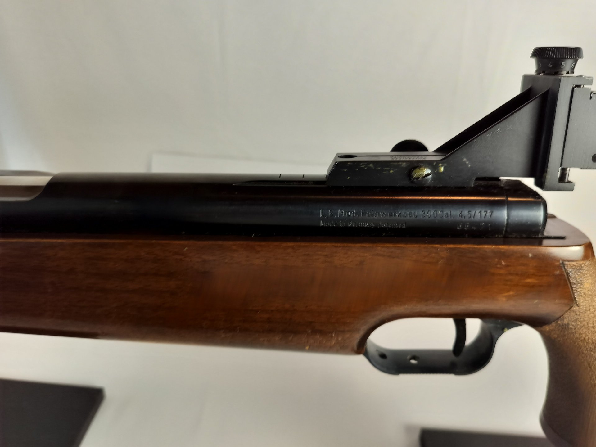 Feinwerkbau 300 im Kal. 4,5 mm – Bild 3