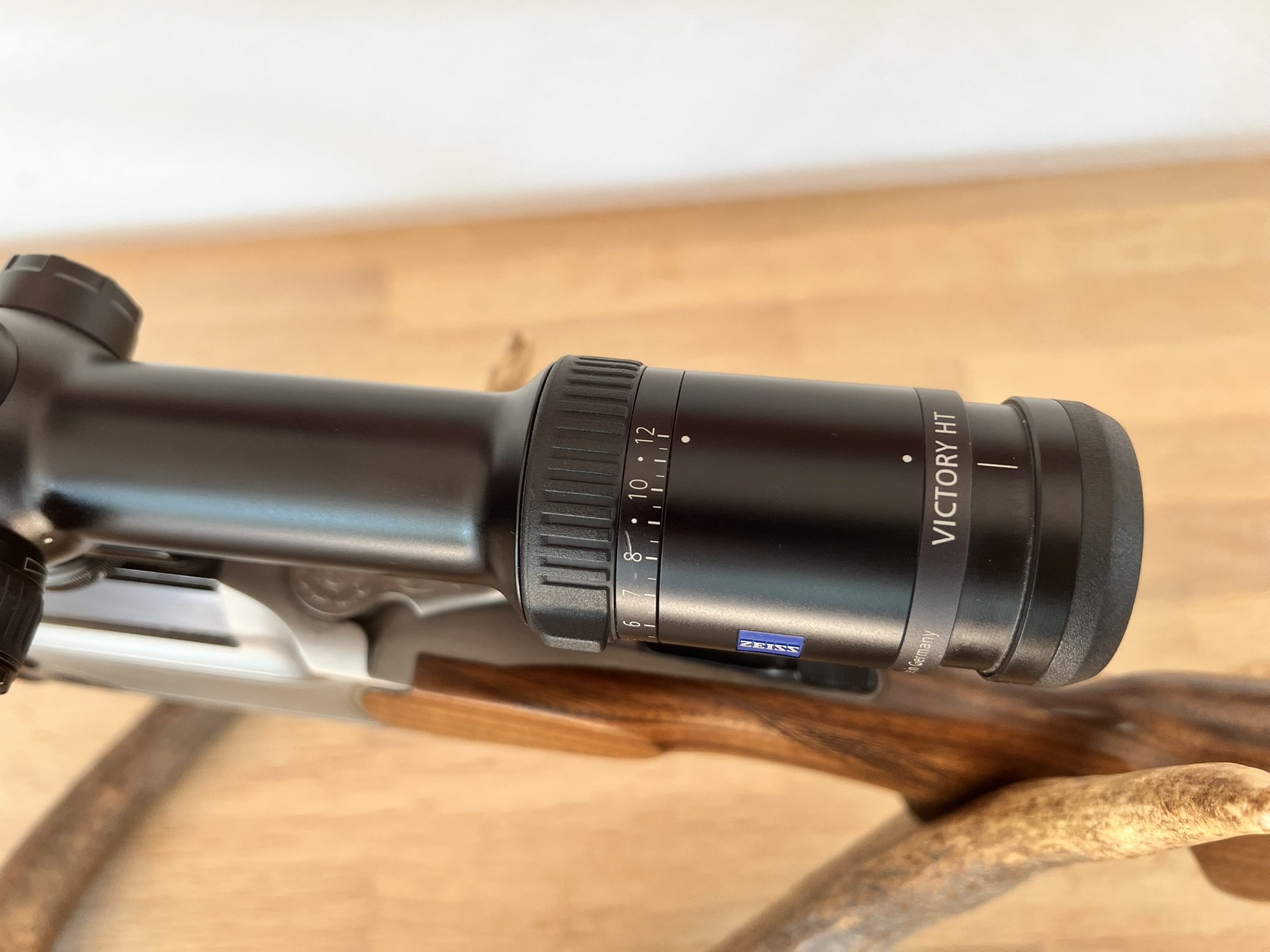 Blaser Mod. B 750/88 mit Zeiss Victory 3-12 x 56 Kaliber 7 x 65 & 5,6 x 50 Magnum – Bild 6
