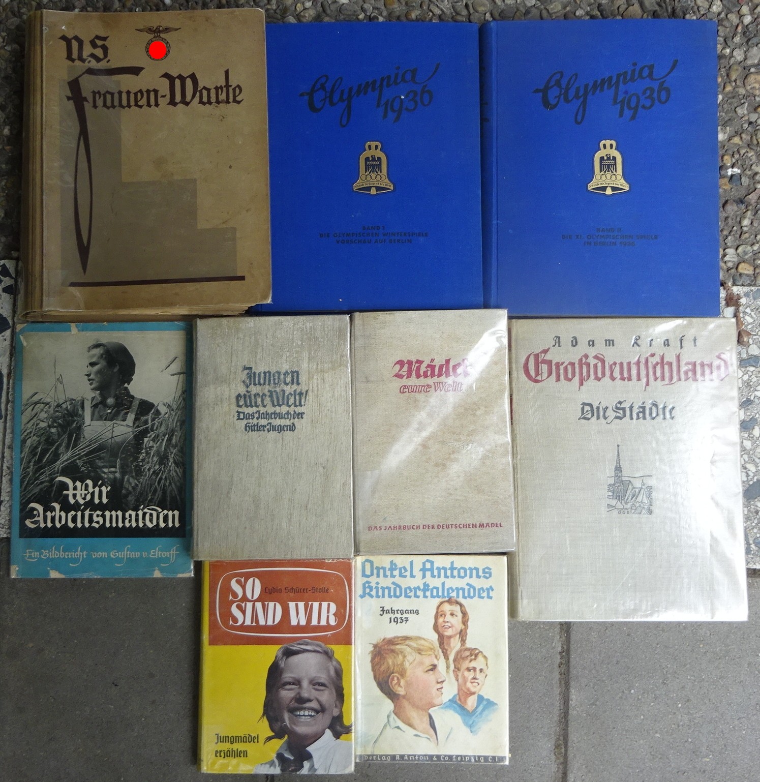 Posten alte Originalbücher Jugend, Frauen, Sport – Bild 1