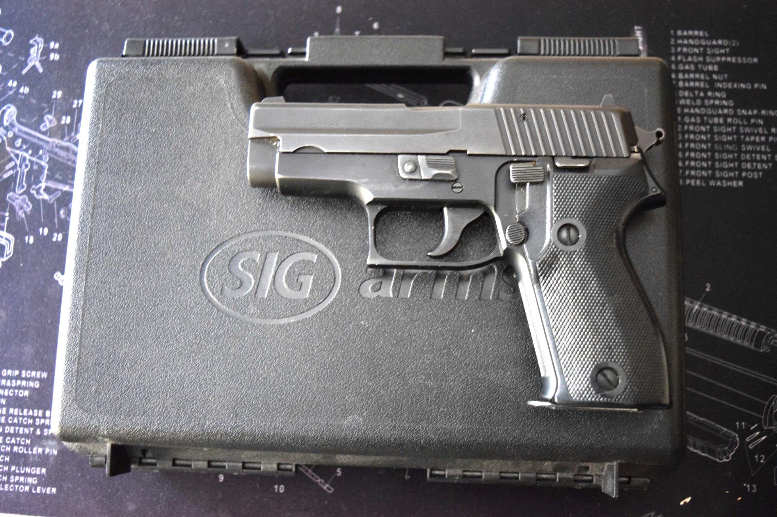 SIG Sauer P 225 Bundesbank München – Bild 1