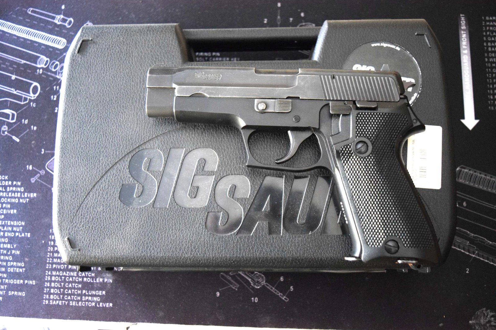 SIG Sauer P 220 45 Auto – Bild 2