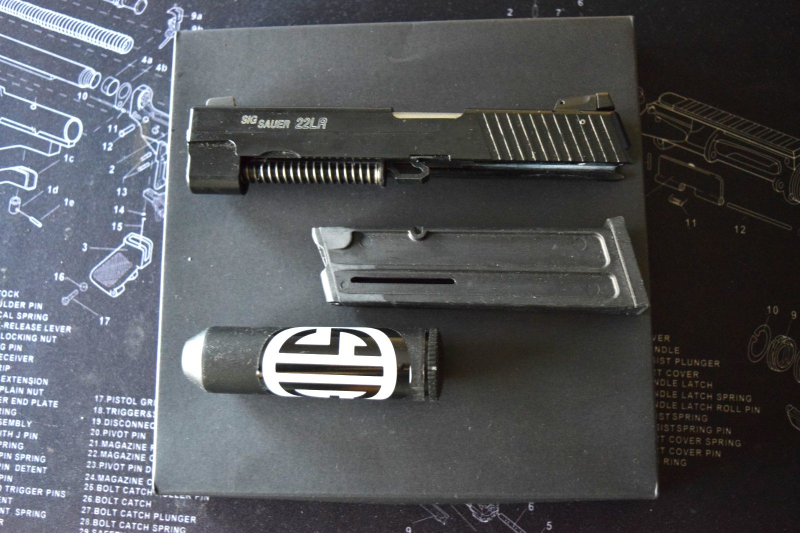 SIG Sauer P 220 Wechselsystem 22 lr – Bild 1