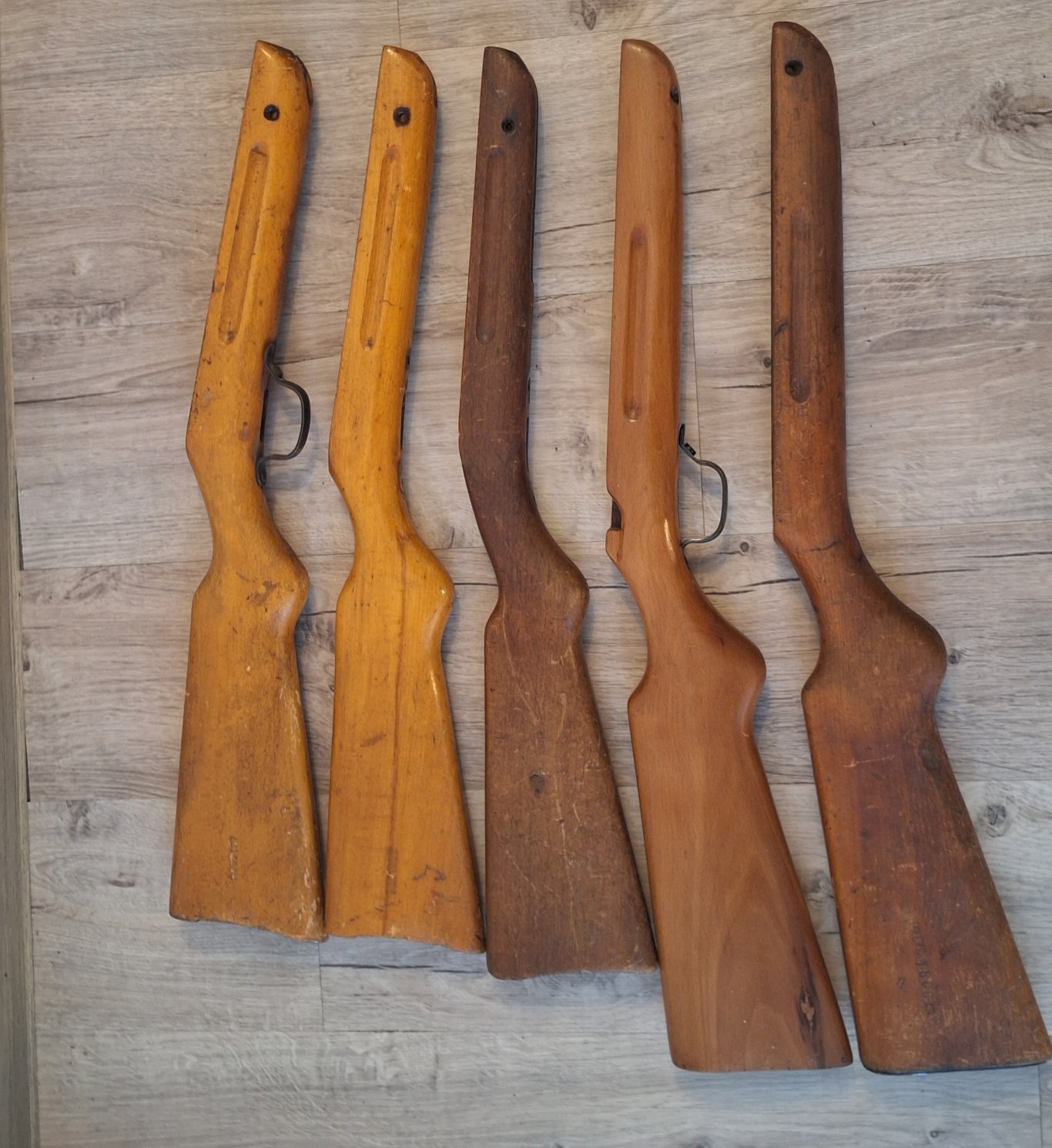 Konvolut Holzschäfte Haenel DDR Luftgewehr diverse Modelle gebraucht – Bild 2