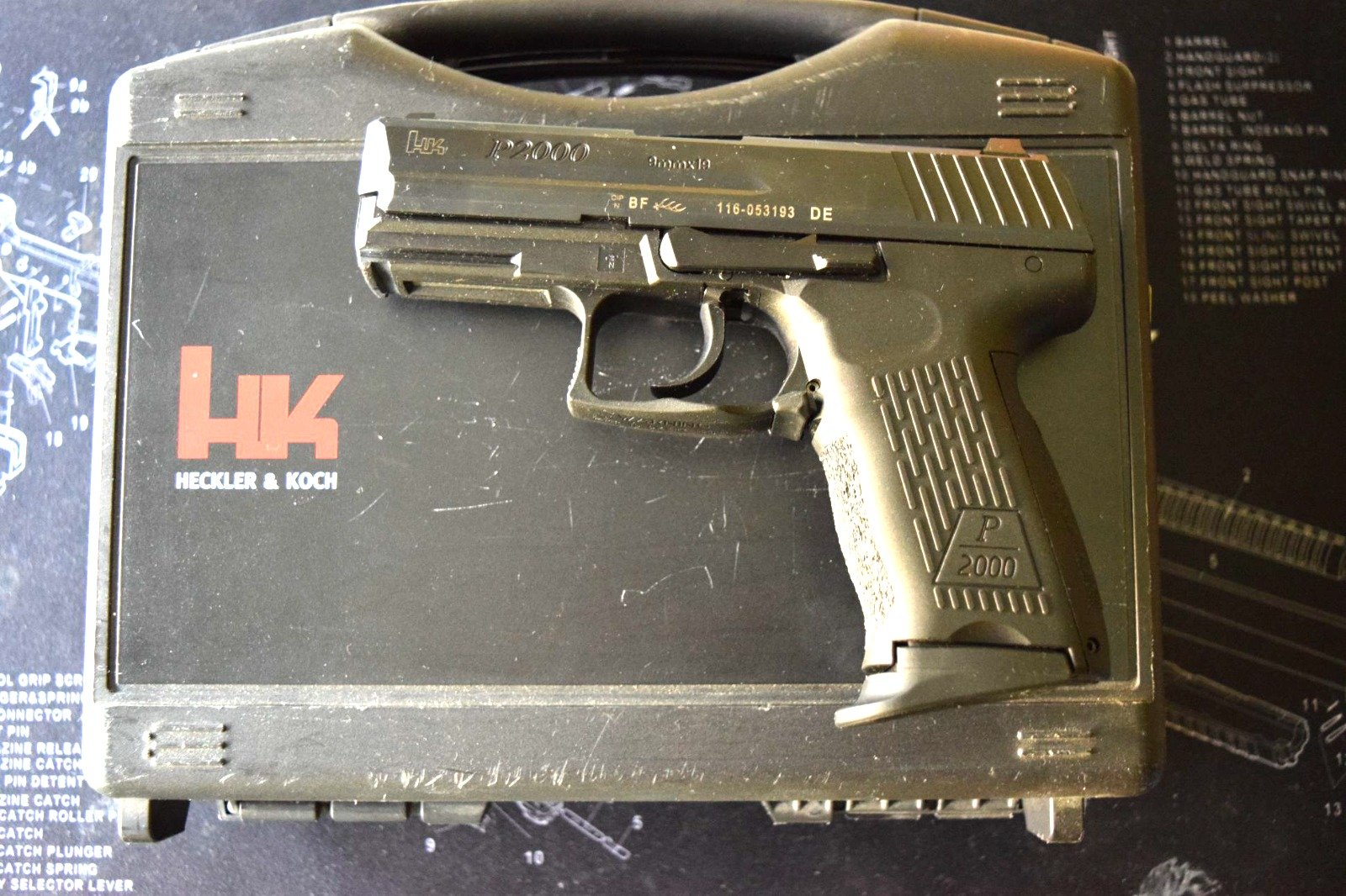 Heckler & Koch P 2000 – Bild 1