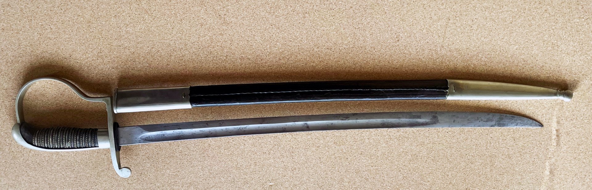 Hessischer Polizeisäbel. – Bild 3