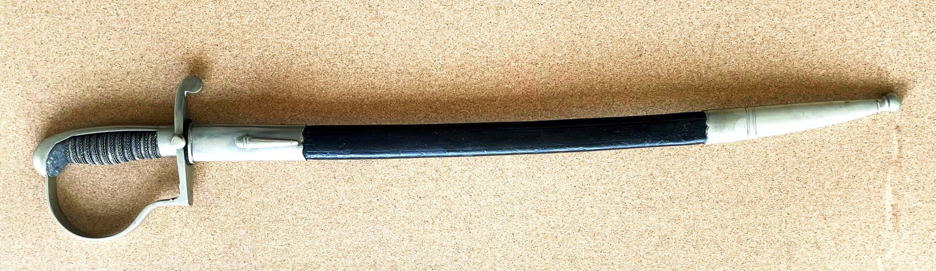 Hessischer Polizeisäbel. – Bild 2