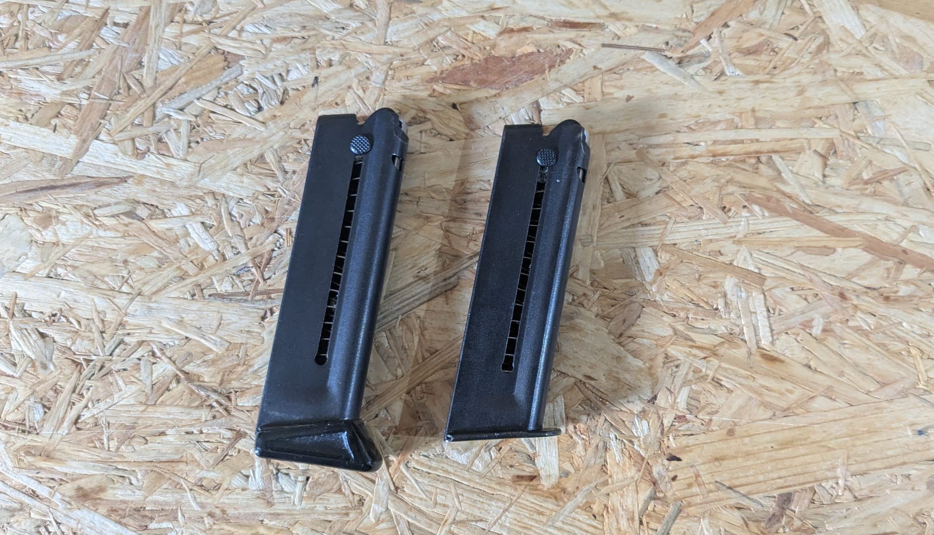Walther PP 2x Magazin 22lr – Bild 1