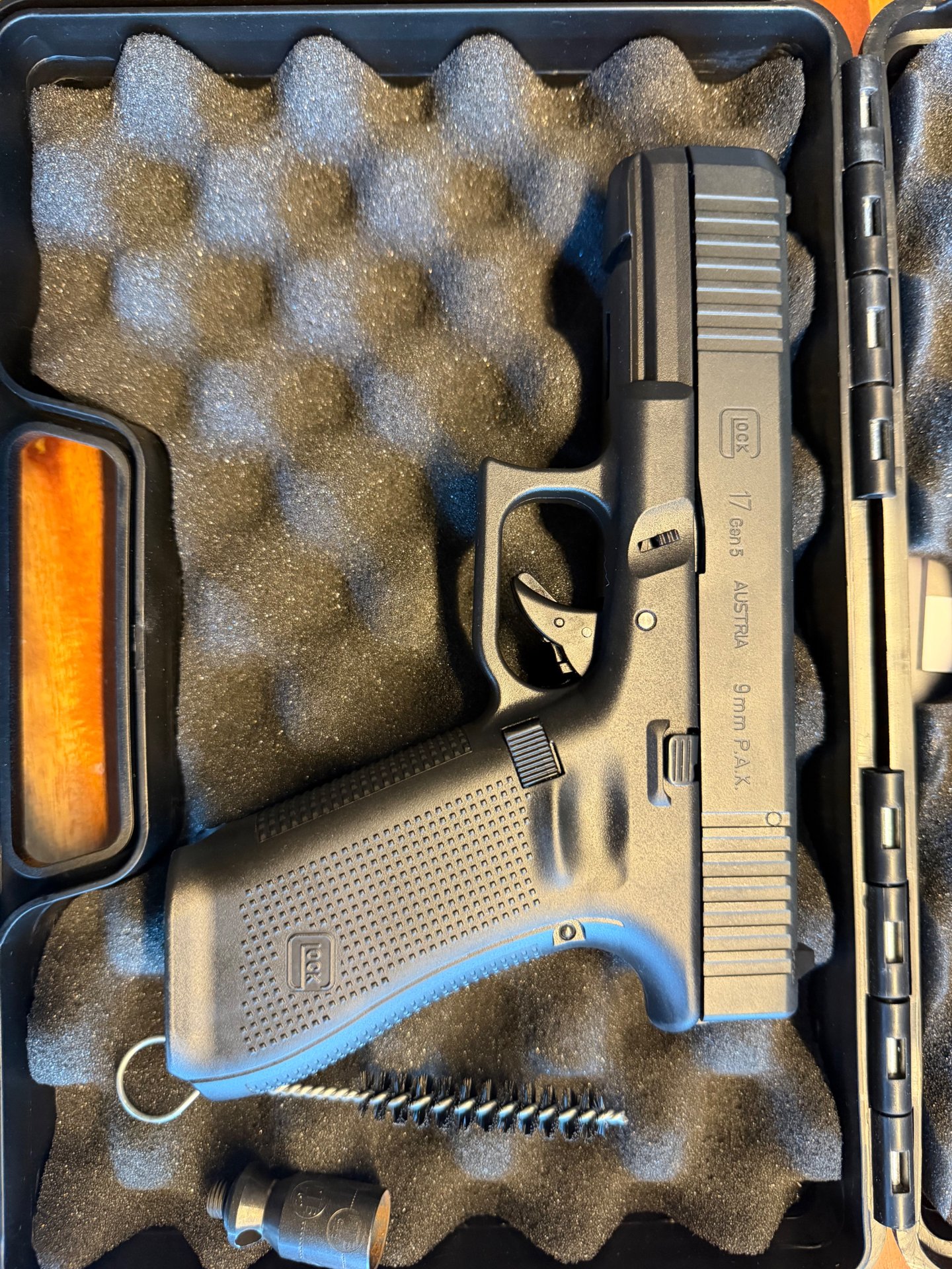 Umarex GLOCK 17 Gen5 BLK 9 mm P.A.K. 17R – Bild 3