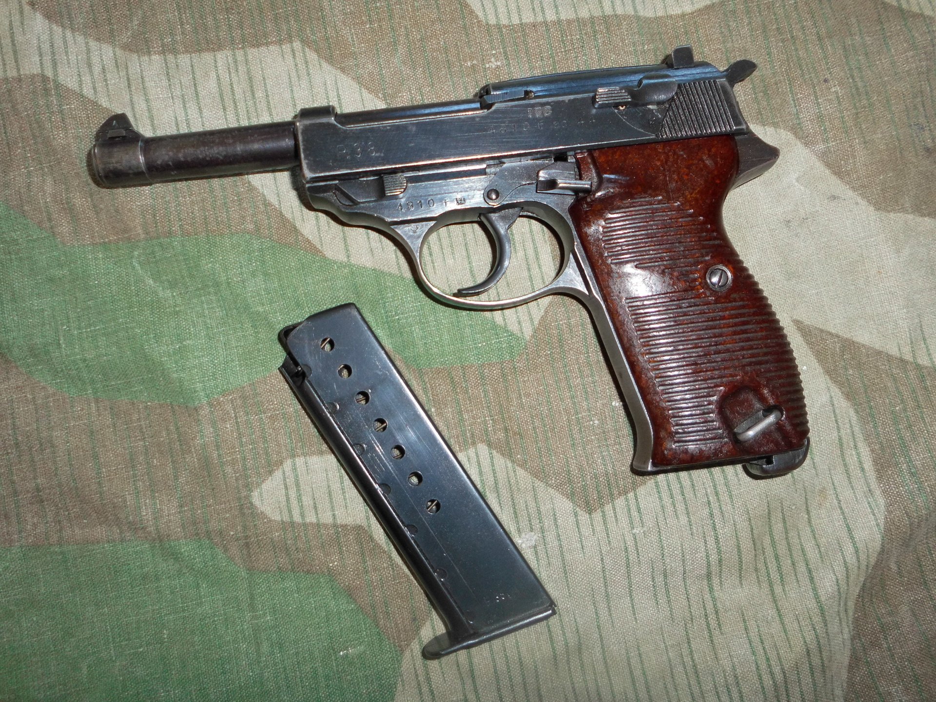 TOP 1A P38 ac44 Walther von 1944 9mm TOP TOP – Bild 1