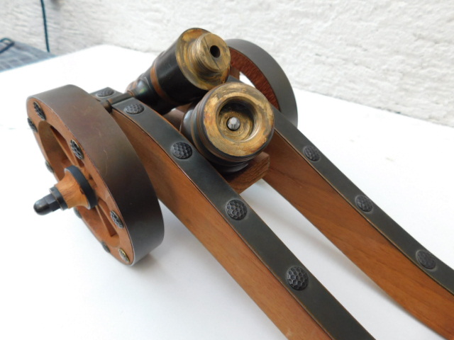 2 schöne grosse Vollmetallkanonen – Bild 5