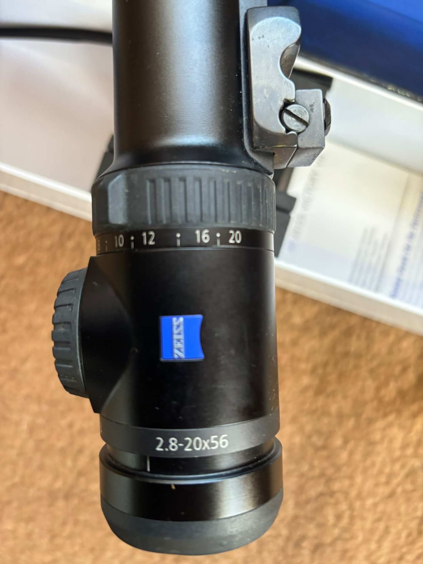 Zeiss Victory V8 2,8-20x56 ASV – Bild 2