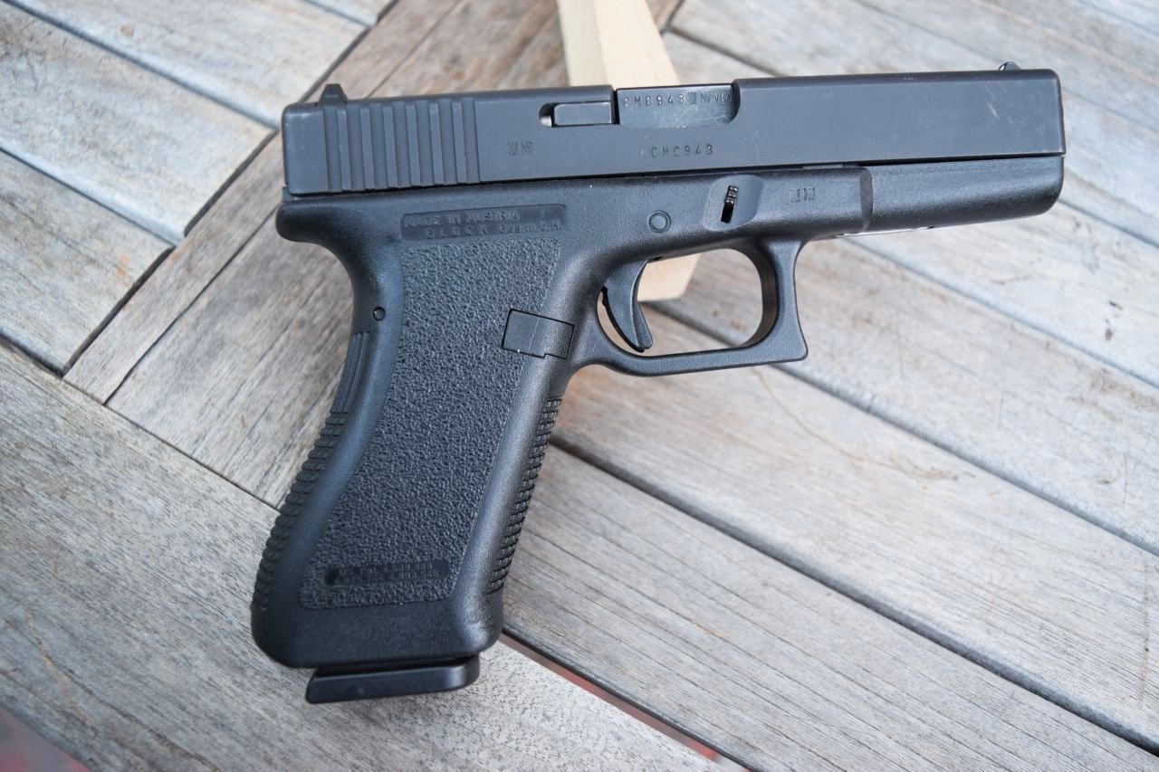 Pistole Glock Model 17 P9M Behörde BStU (Stasi Unterlagen) 9mm Sammlerwaffe – Bild 1
