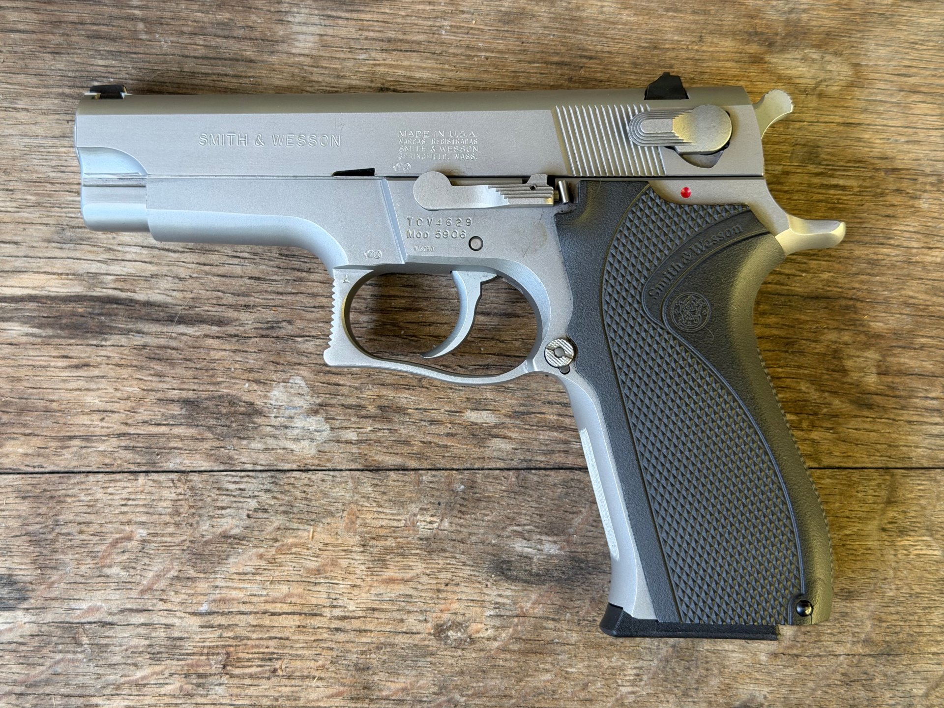 Smith & Wesson Model 5906 stainless steel 9mm Pistole – Bild 2