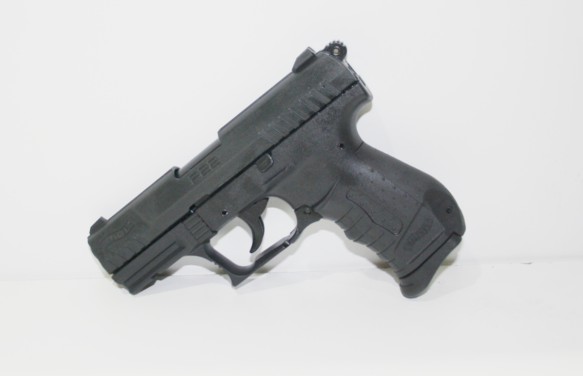 Walther P22 Ready 9mm PAK, Schreckschuss, Sammlung – Bild 2