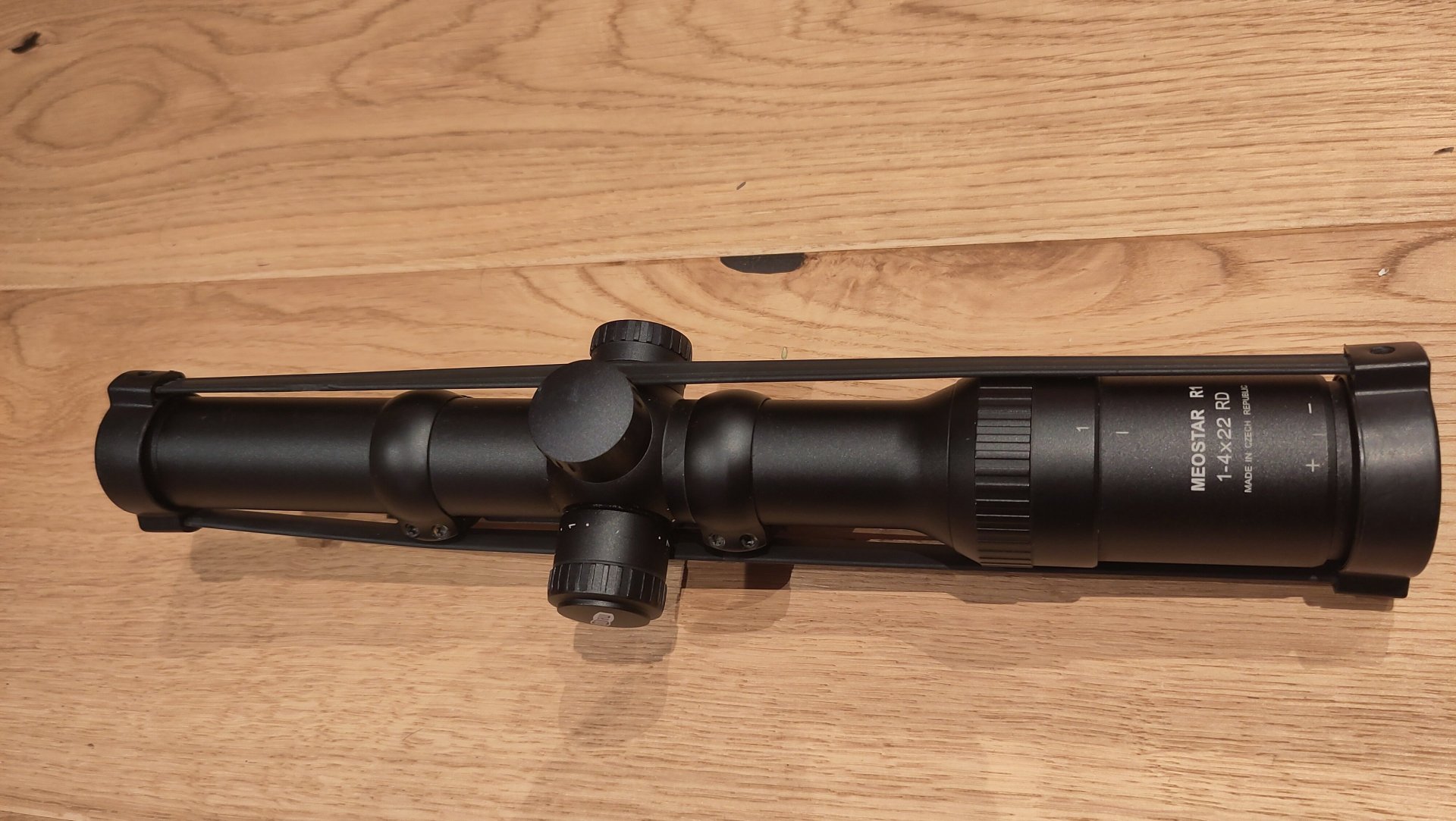 Drückjagdglas Meopta R1, 1-4x22 mit K-Dot auf Blaser Sattelmontage mit Ringen – Bild 2