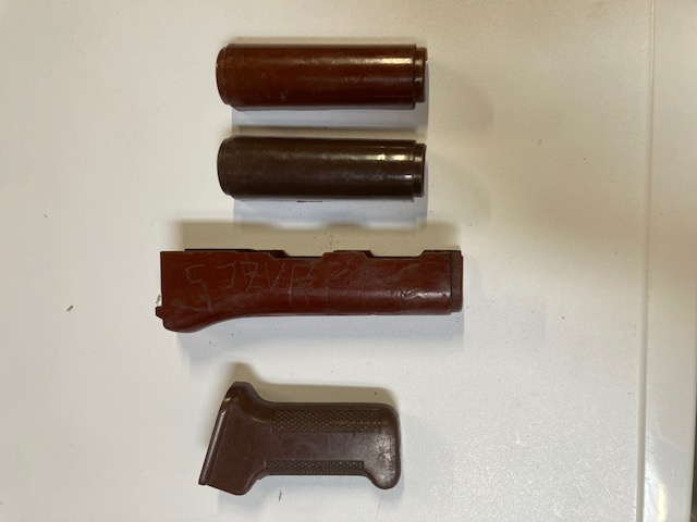 ak47 grip and handguard – Bild 1