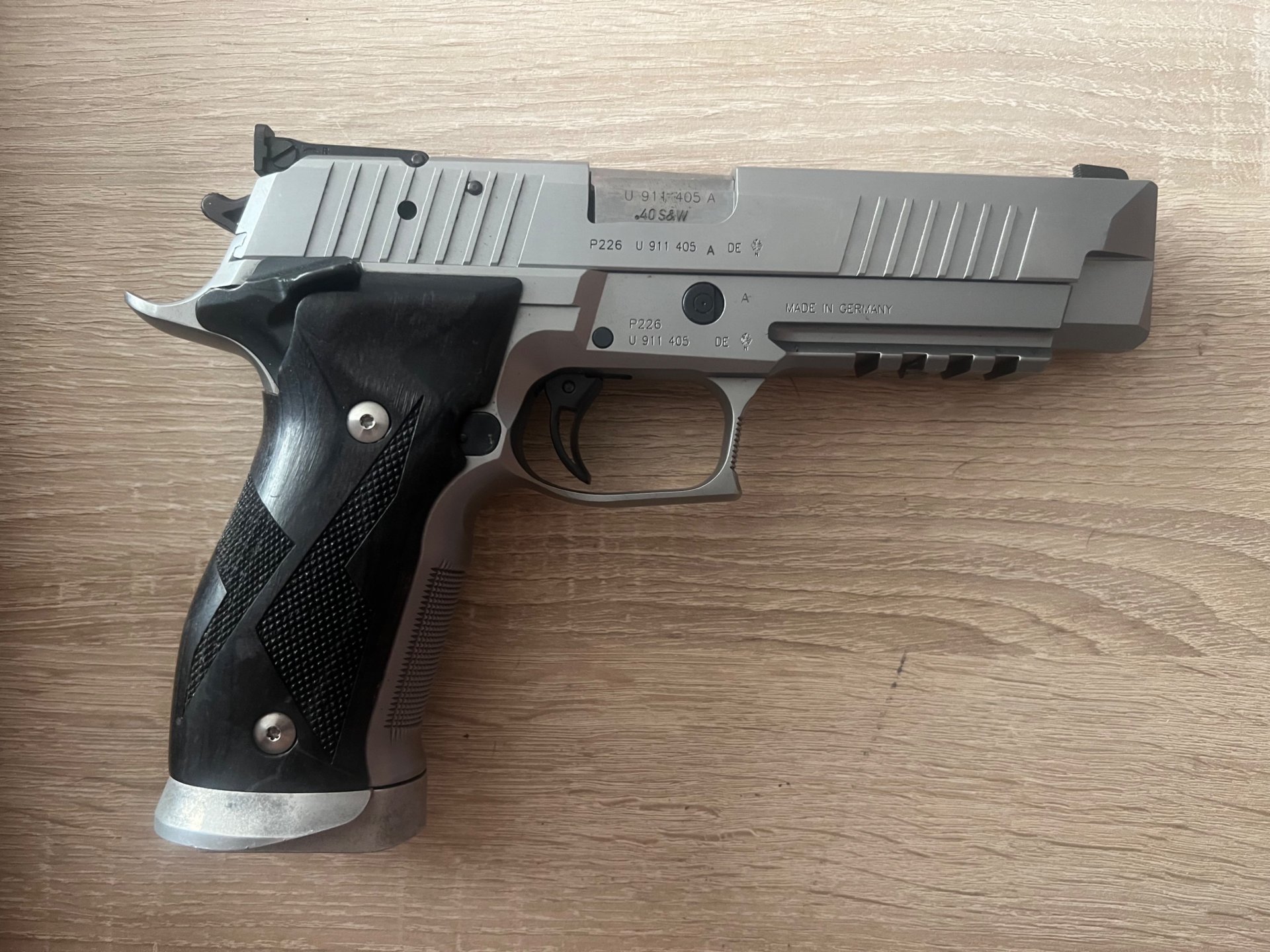 SIG Sauer P226 X-Five Match .40 S&W – Made in Germany – mit Koffer und Zubehör – Bild 3