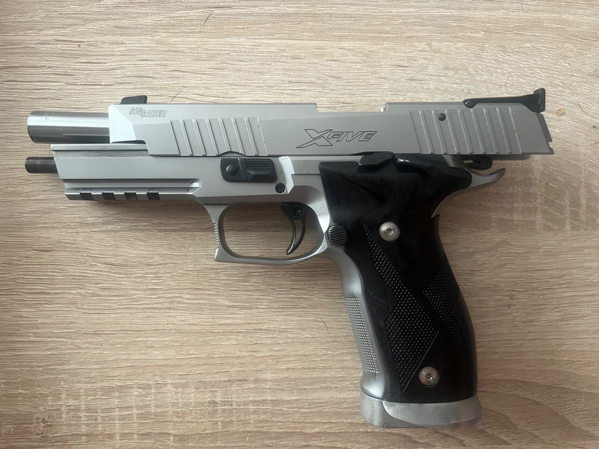 SIG Sauer P226 X-Five Match .40 S&W – Made in Germany – mit Koffer und Zubehör – Bild 4