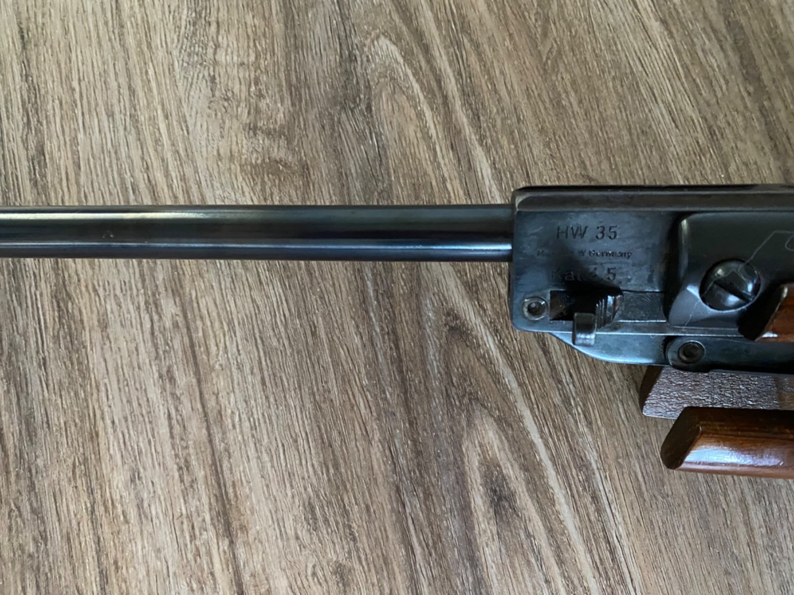Luftgewehr Weihrauch HW35 mit Lochschaft – Bild 4