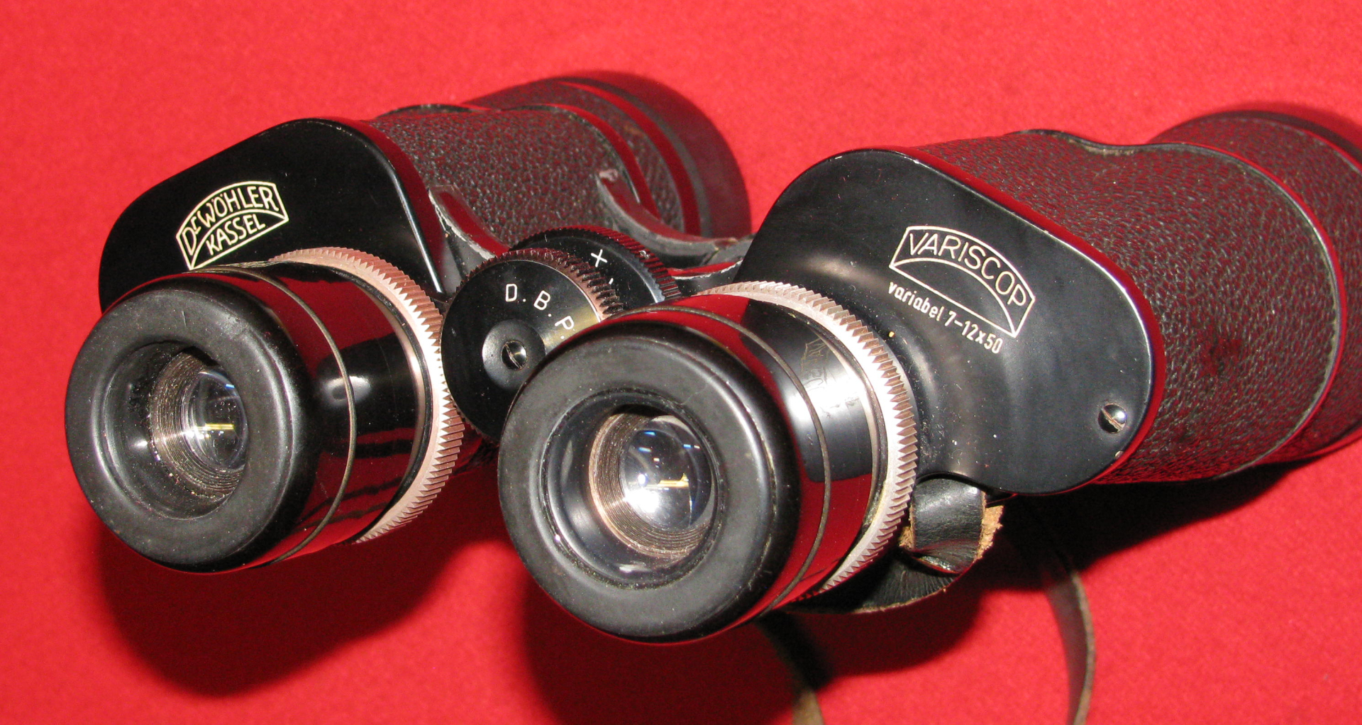 Was für Sammler, ein Fernglas Dr. WÖHLER KASSEL VARISCOPE variabel 7- 12 x 50 im Köcher – Bild 1