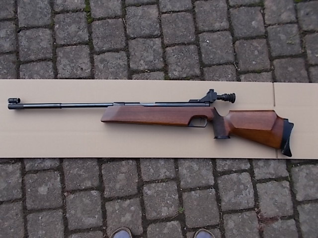 Achtung Sammler schönes Feinwerkbau 300 S Seitenspanner Match Luftgewehr mit F-Zeichen no 98 teile – Bild 1