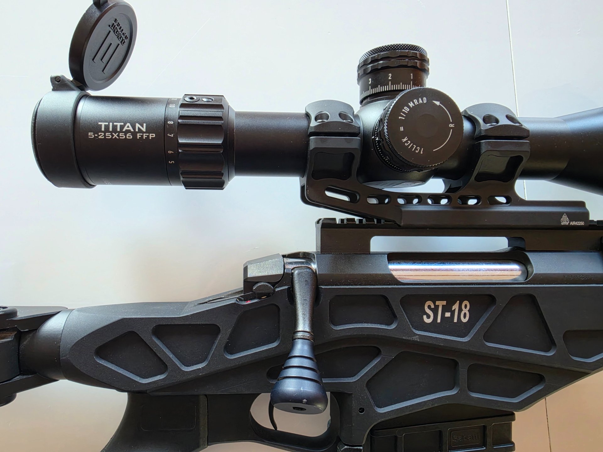 Sabatti St18 Komplettpaket in cal. 6.5 Creedmoor Element Optics | Leupold – Bild 3