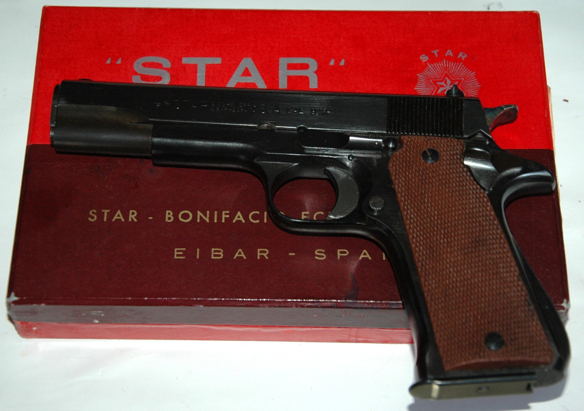 Pistole STAR – Bild 1
