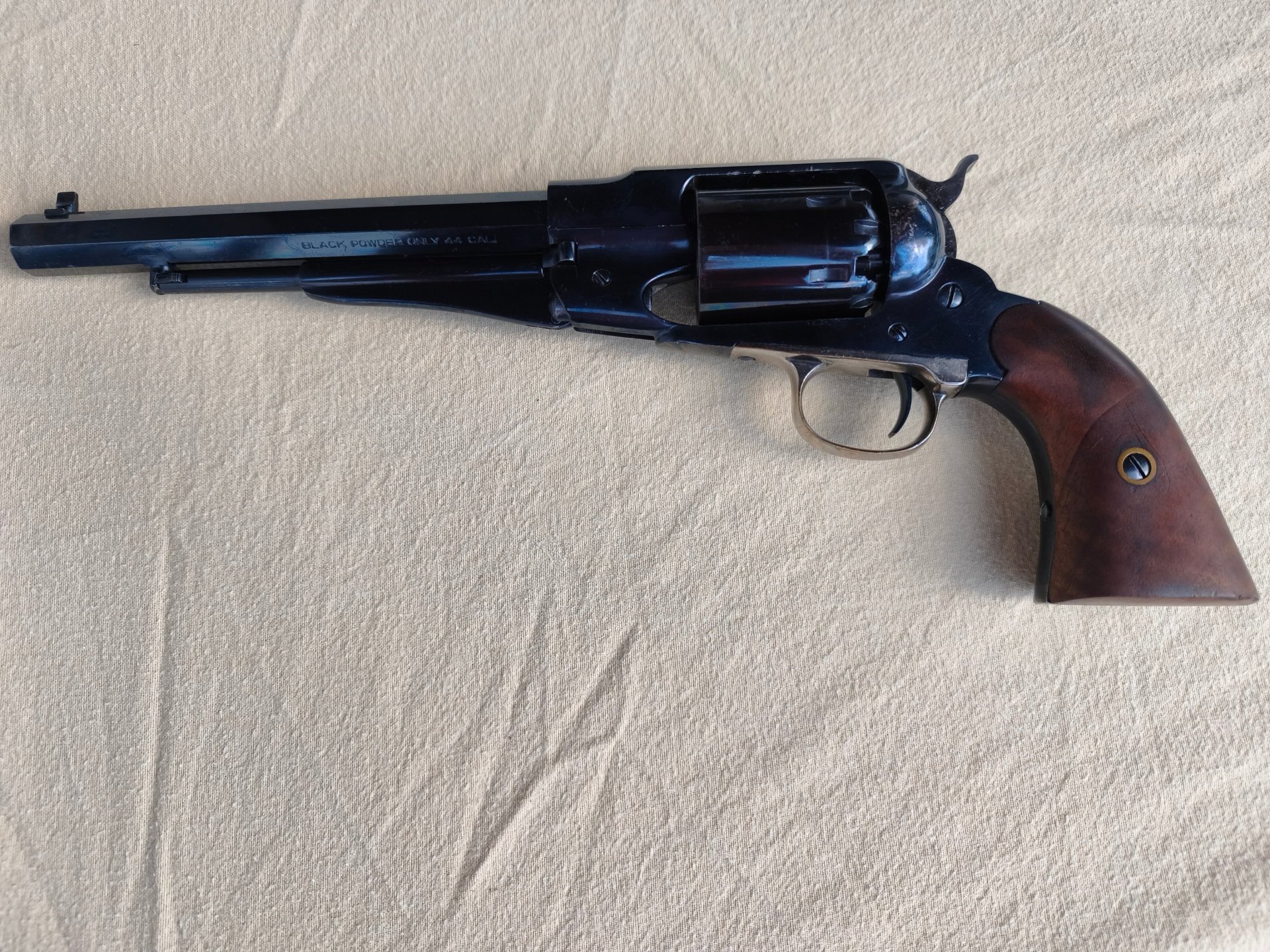 Perkussionsrevolver im Kaliber .44(BlackPowder) – Bild 1