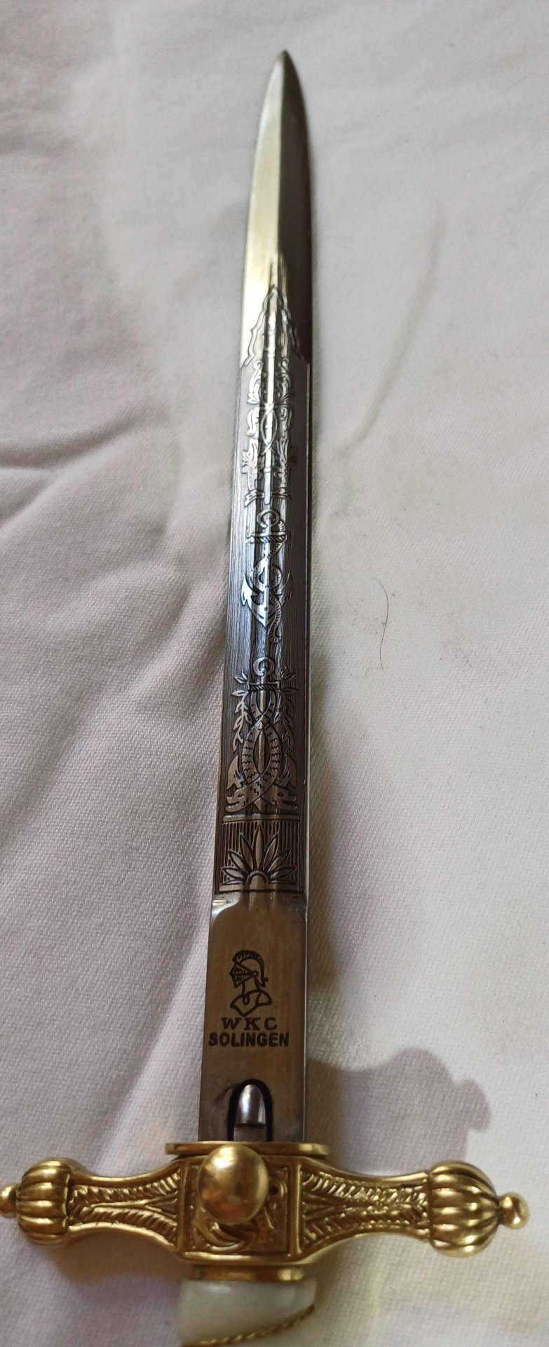 Seltener Kriegsmarine Offiziersdolch (M1938) mit Luxus-Sonderscheide – W.K.C. – Bild 3