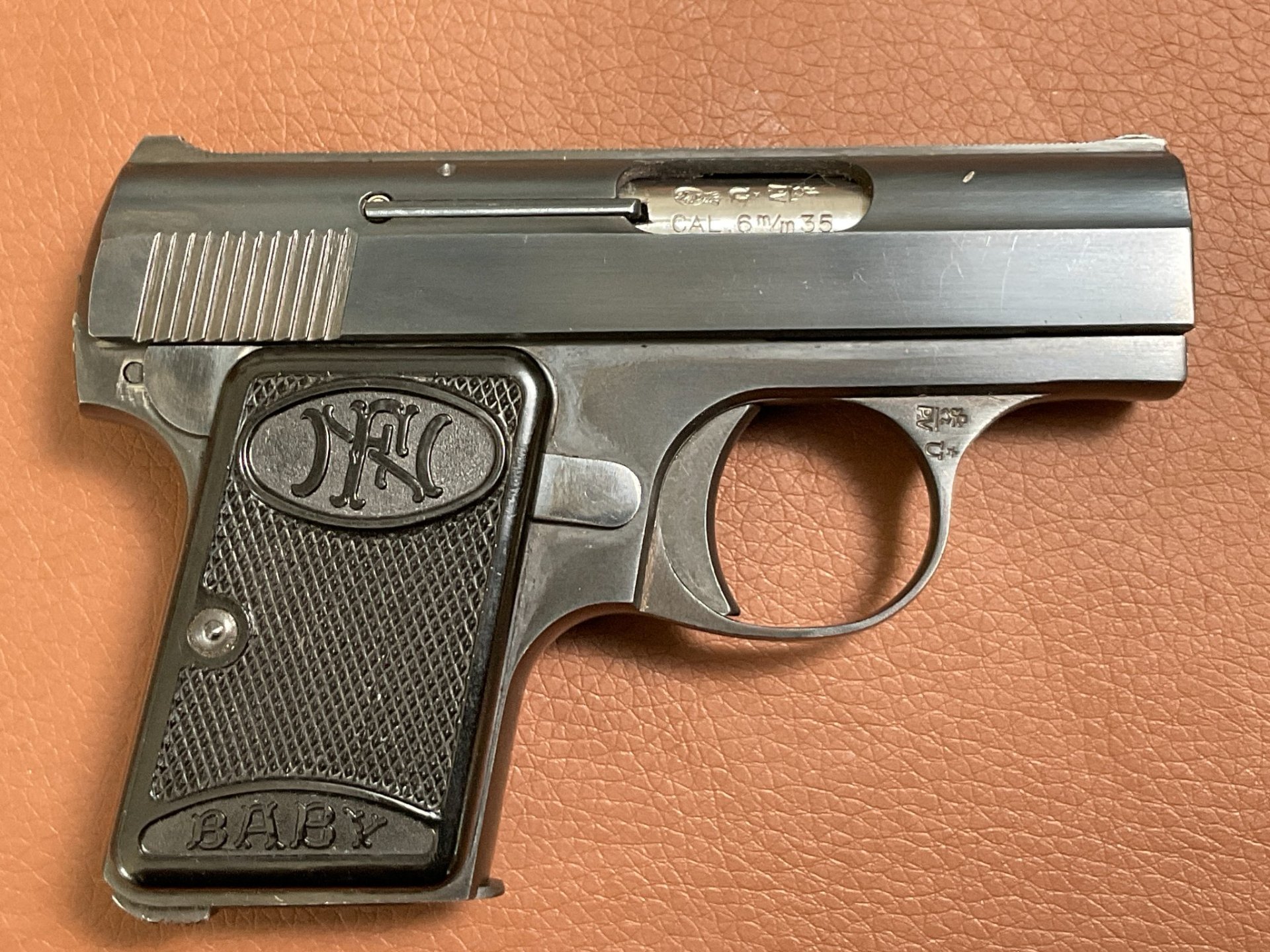 Pistole FN Baby im Kaliber 6,35 mm Browning SNR 292656 – Bild 2