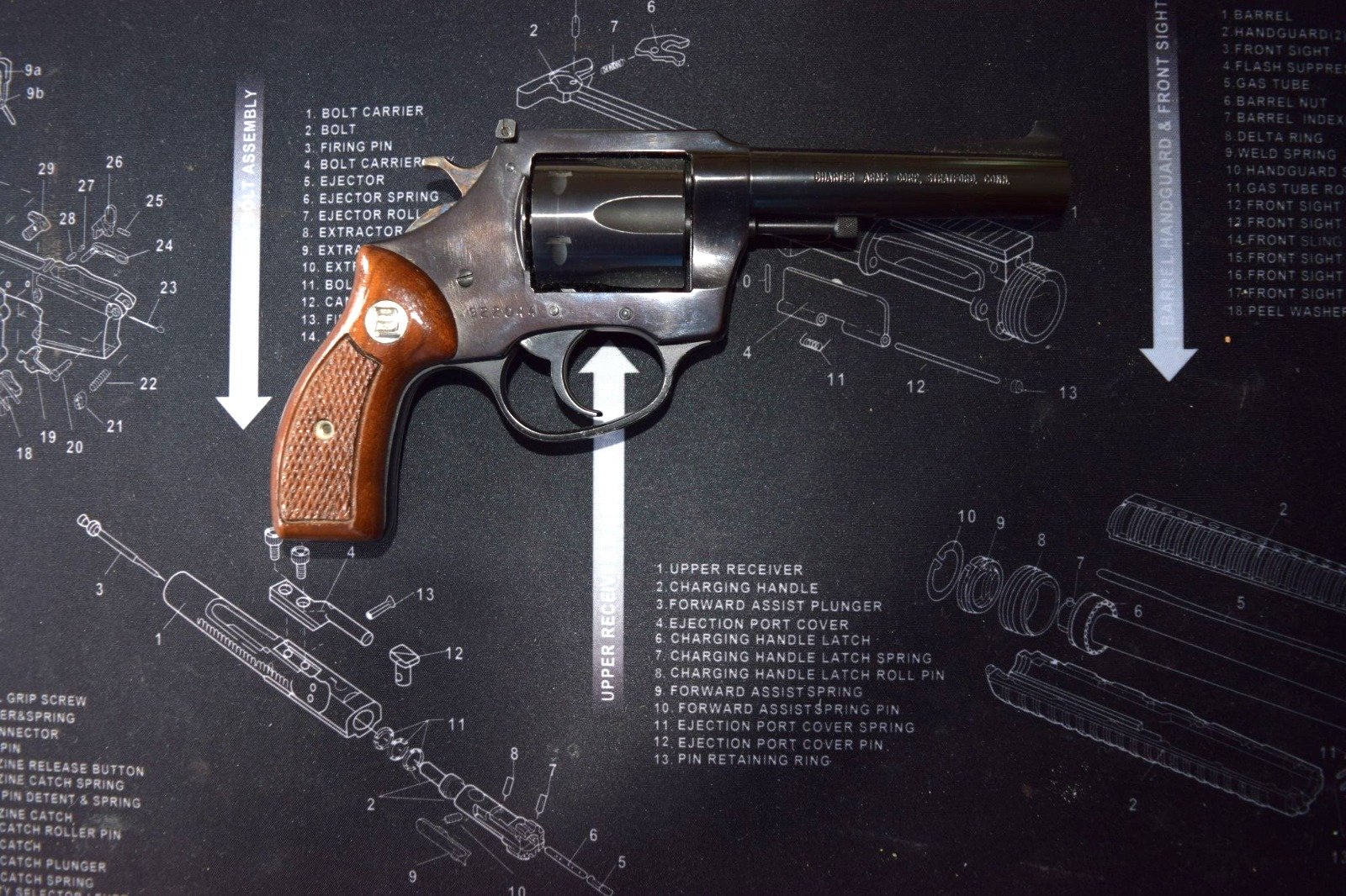 Charter Arms Police Bulldog 32 H&R Magnum – Bild 2