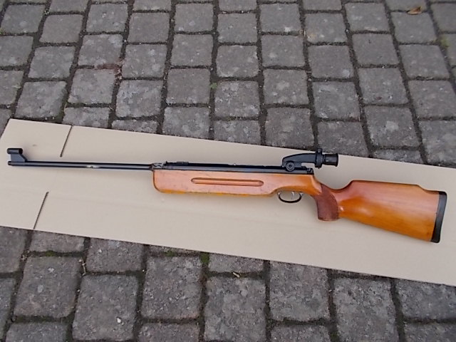 Achtung Sammler eher seltenes Haenel Suhl Mod. 311 Matchluftgewehr Kal.4,5 mm no 98 teile – Bild 1