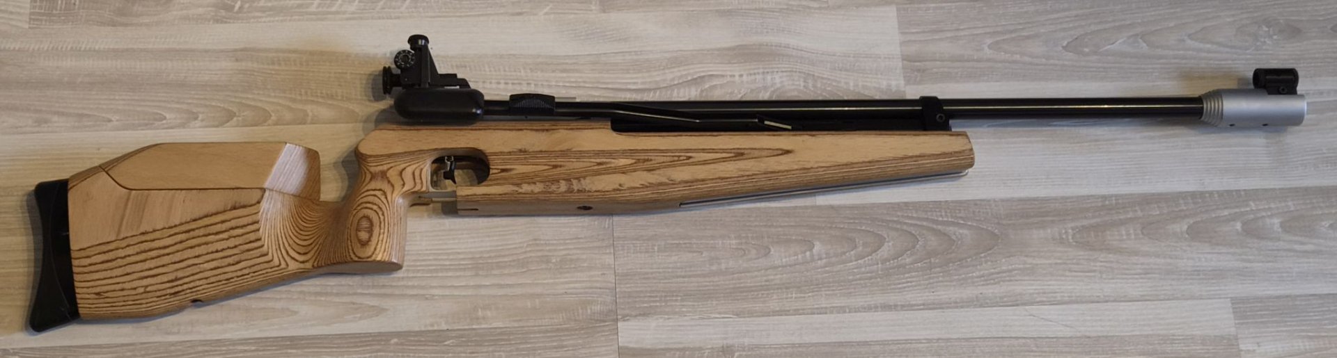 Feinwerkbau 601 Schichtholzschaft Matchluftgewehr – Bild 3