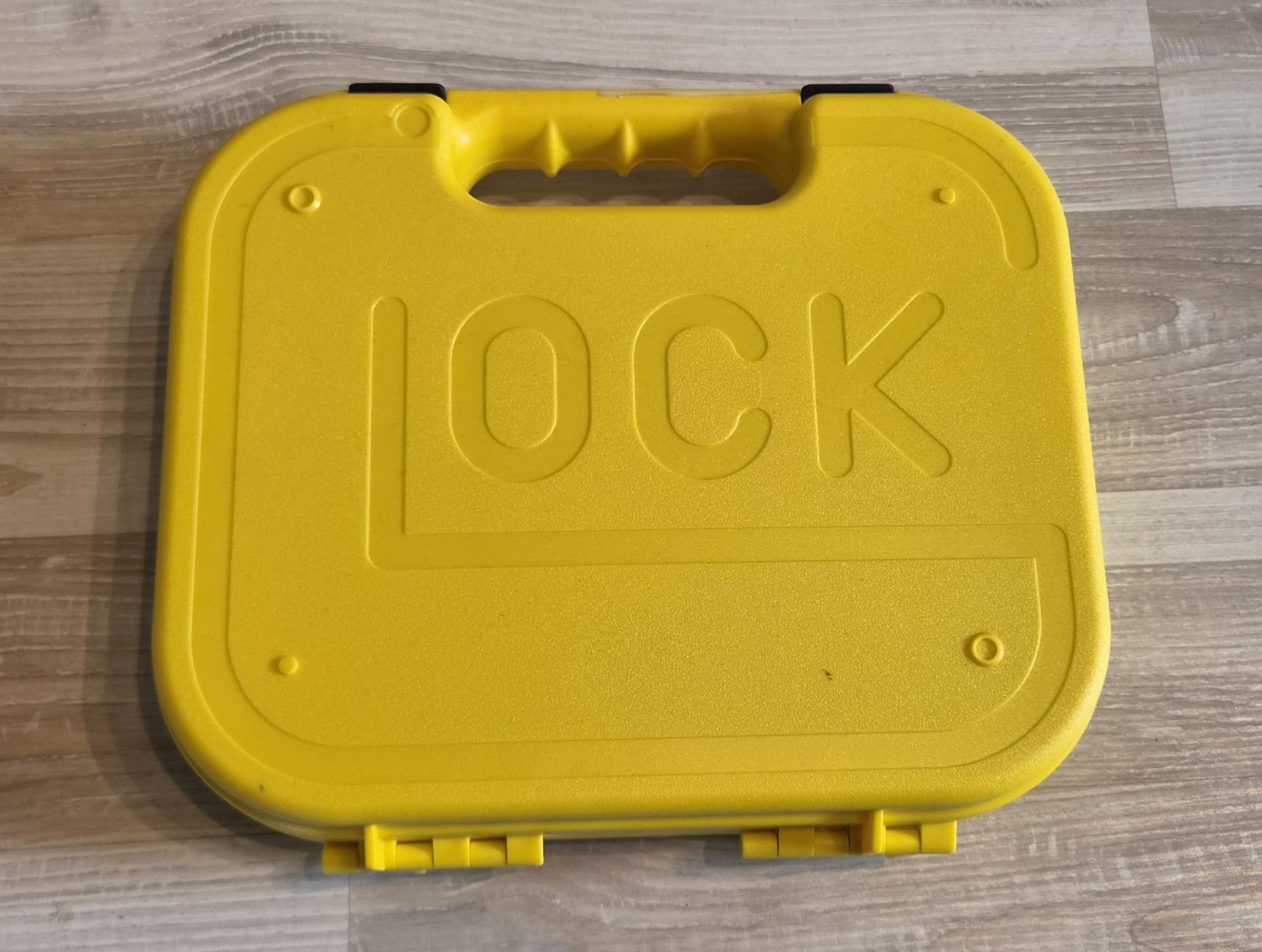 Glock P80 40-Jahre Sammleruhr limitierte Auflage – Bild 3
