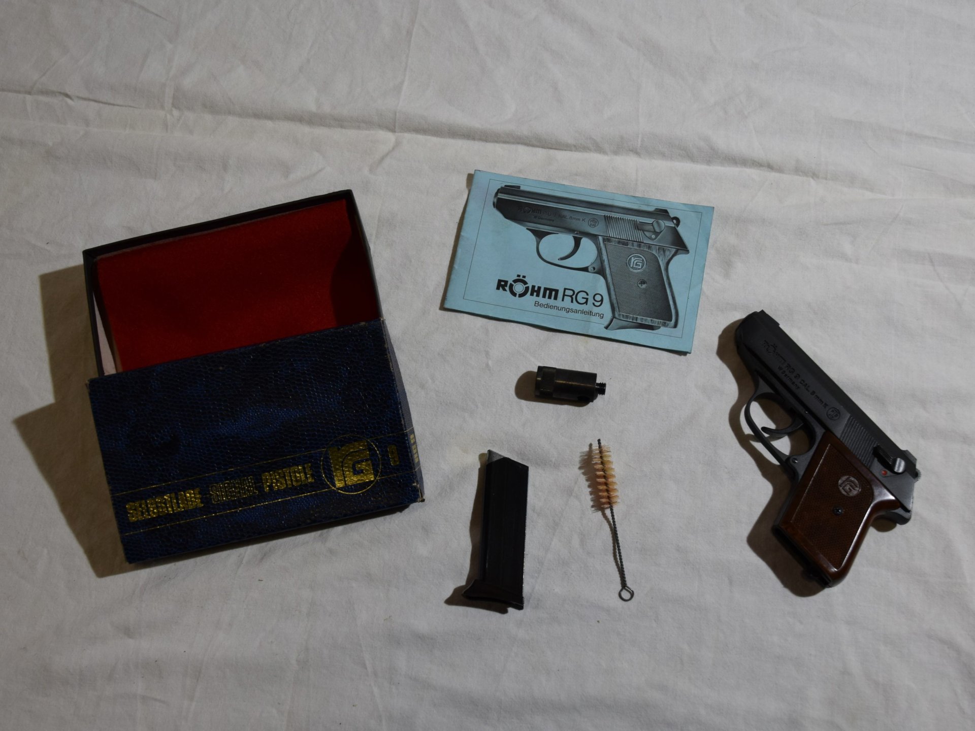 Röhm RG9 Cal. 8mm Knall – Bild 1