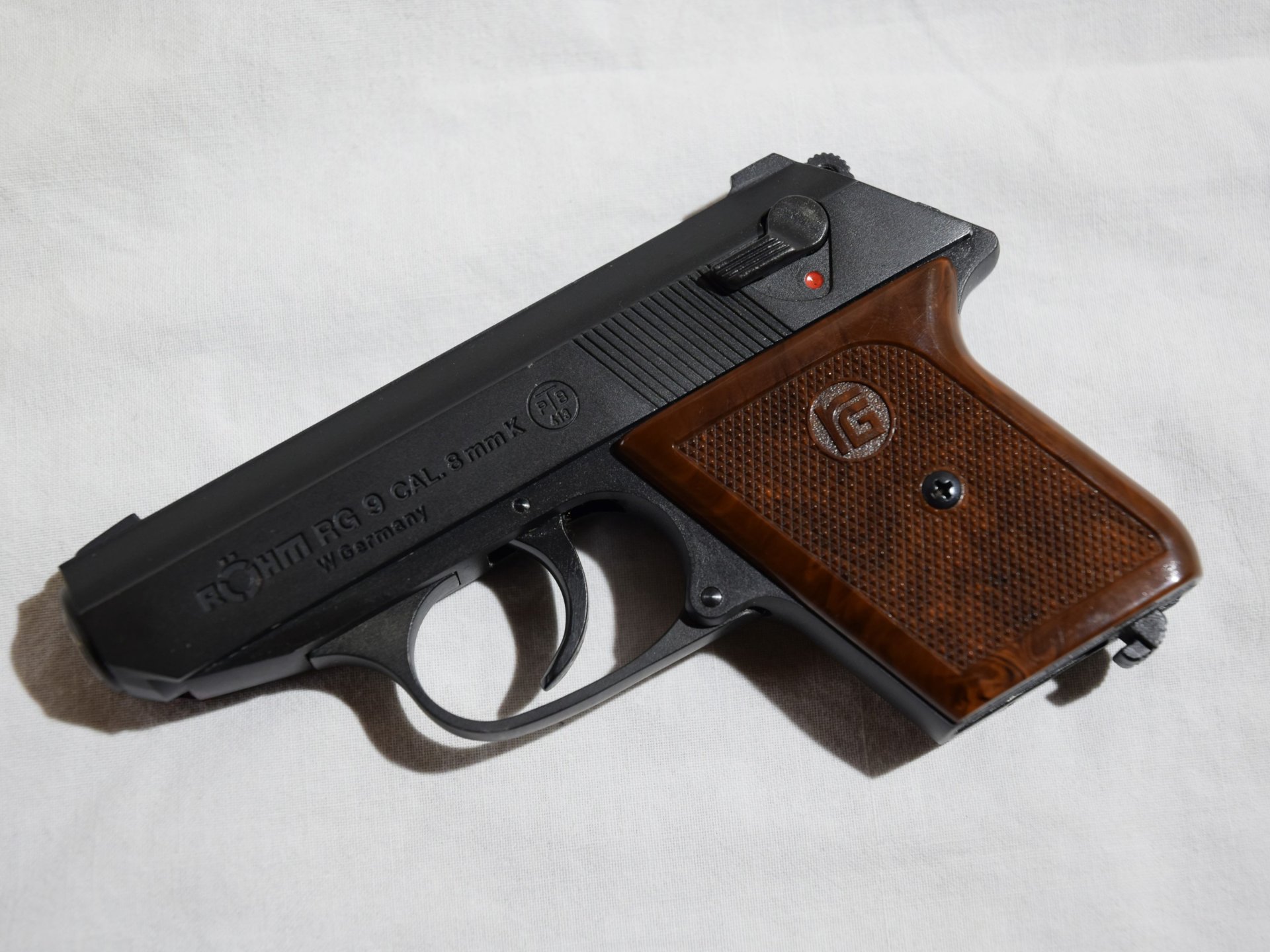 Röhm RG9 Cal. 8mm Knall – Bild 2