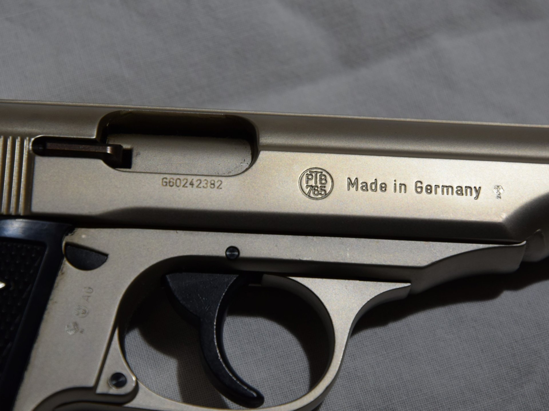 Walther PP Vernickelt Cal. 9mm P.A.K. – Bild 4